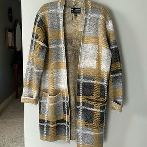 Frank Lyman sweater jacket size M